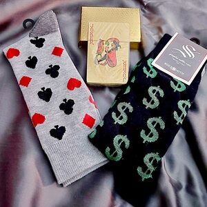 2 new pairs of mens socks sizes 7-12 & a brand new golden deck of playing cards